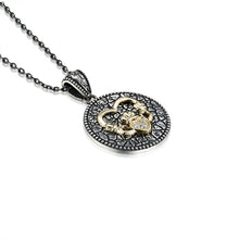 Lade das Bild in den Galerie-Viewer, Keltische Kette Silber 925 rund mit Anhänger Claddagh Symbol