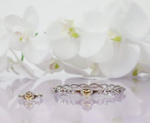 Lade das Bild in den Galerie-Viewer, Claddagh Armband Silber 925 mit 10 Karat Gold