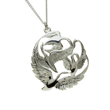 Lade das Bild in den Galerie-Viewer, Children of LIR irischer Anhänger Silber