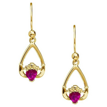 Lade das Bild in den Galerie-Viewer, Claddagh Ohrringe Geburtsstein Juli Rubin