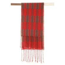 Lade das Bild in den Galerie-Viewer, Flower of Bergamont handgewebter Schal