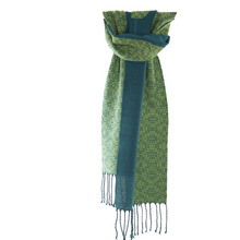 Lade das Bild in den Galerie-Viewer, Handgewebter Schal Emerald Smaragd Wolle