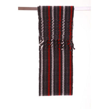 Lade das Bild in den Galerie-Viewer, Handgewebter Schal Mountain's Spirit