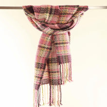 Lade das Bild in den Galerie-Viewer, Handgewebter Schal Pink and Purple