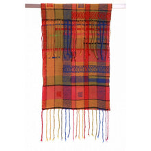 Lade das Bild in den Galerie-Viewer, Handgewebter Schal Plentiful Mohair