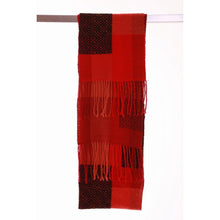 Lade das Bild in den Galerie-Viewer, Handgewebter Schal Stendal aus Lammwolle