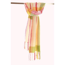 Lade das Bild in den Galerie-Viewer, Handgewebter Schal Stripes on Cloth Lammwolle