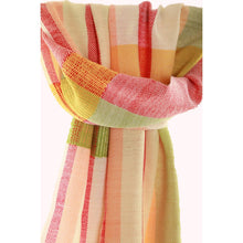 Lade das Bild in den Galerie-Viewer, Handgewebter Schal Stripes on Cloth Lammwolle