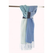 Lade das Bild in den Galerie-Viewer, Handgewebter Schal Turquoise blue