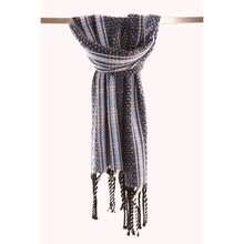 Lade das Bild in den Galerie-Viewer, Handgewebter Schal Winter Tiles Wolle Mohair