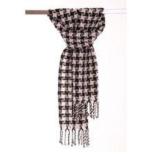 Lade das Bild in den Galerie-Viewer, Handgewebter Winterschal Evergreen Wolle
