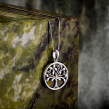 Lade das Bild in den Galerie-Viewer, Irische Kette Silber 925 Baum des Lebens - Tree of Life