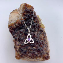 Lade das Bild in den Galerie-Viewer, Irische Kette Silber 925 mit Anhänger Trinity Knot