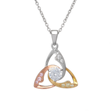 Lade das Bild in den Galerie-Viewer, Irische Kette Silber 925 mit Anhänger Trinity Knot und Zirkonen vergoldet