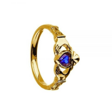 Lade das Bild in den Galerie-Viewer, Irischer Claddagh Ring aus Silber mit Geburtsstein / Monatsstein September Saphir