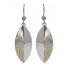 Lade das Bild in den Galerie-Viewer, Irischer Schmuck Keltische Ohrringe Keltische Wellen