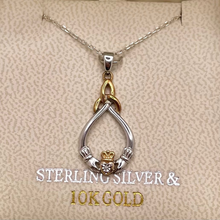 Lade das Bild in den Galerie-Viewer, Keltische Claddagh Kette aus Silber 925 und Gold