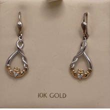 Lade das Bild in den Galerie-Viewer, Keltische Claddagh Ohrringe aus Silber 925 und Gold