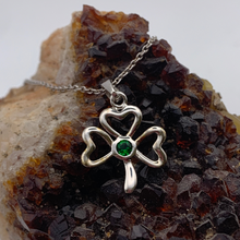 Lade das Bild in den Galerie-Viewer, Keltische Kette Kleeblatt Kleeblatt Silber mit Zirkon