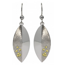 Lade das Bild in den Galerie-Viewer, Keltische Ohrringe Keltische Wellen Layer in Sterling Silber