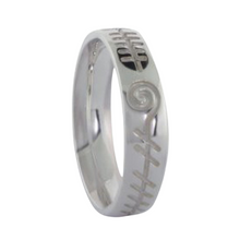 Lade das Bild in den Galerie-Viewer, Keltischer Damenring mit Ogham Gravur aus Silber 925
