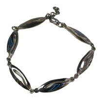 Lade das Bild in den Galerie-Viewer, Keltisches Armband Children of Lir aus Silber 925