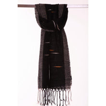 Lade das Bild in den Galerie-Viewer, Stylish handgewebter Winterschal Mohair