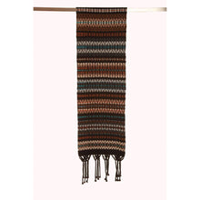 Lade das Bild in den Galerie-Viewer, Touch of Nature handgewebter Schal aus Alpaka, Mohair und Wolle