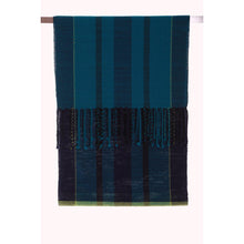 Lade das Bild in den Galerie-Viewer, Tropical Rain Forest Handgewebter Schal Lammwolle
