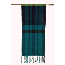 Lade das Bild in den Galerie-Viewer, Tropical Rain Forest Handgewebter Schal Lammwolle