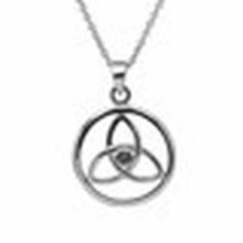 Lade das Bild in den Galerie-Viewer, Irische Kette aus Silber 925 mit Trinity Knot und Zirkon