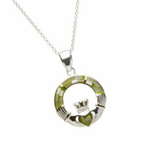Irische Kette Claddagh mit grünem Mosaik