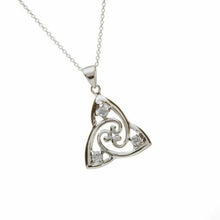Lade das Bild in den Galerie-Viewer, Keltische Kette Trinity Knot Silber mit Zirkon
