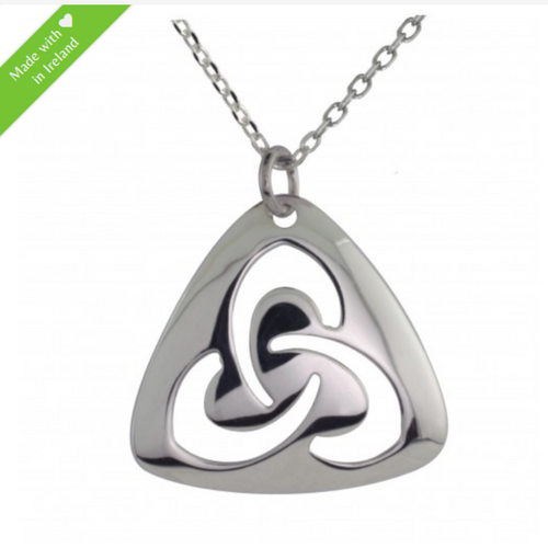 Kette keltischer Knoten mit offenem Trinity Knot